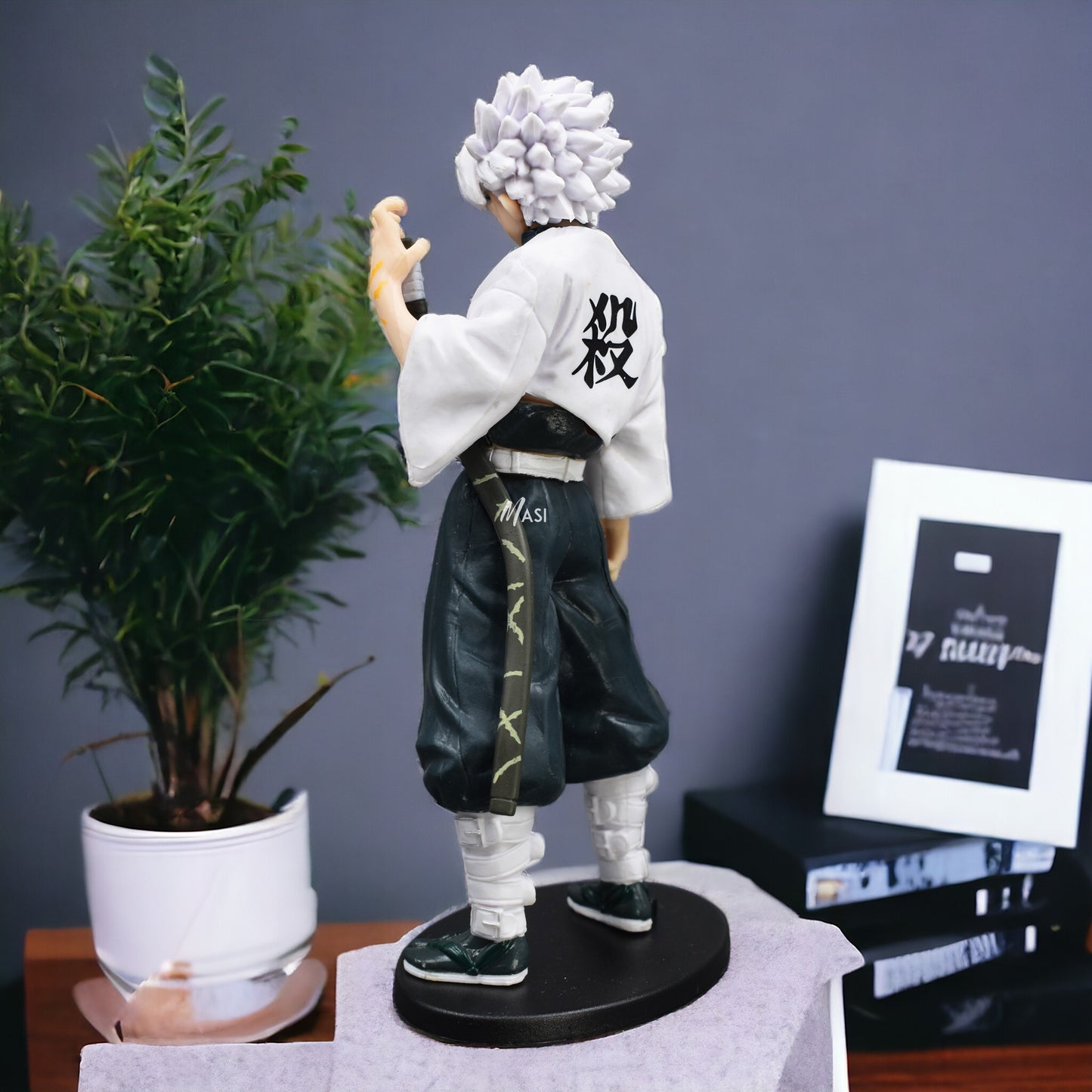 Anemi Shinazugawa Wind Style Hashira Action Figure With Stand - Demon Slayer: Kimetsu No Yaiba